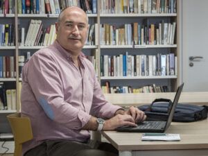 contacte-toni-traveria